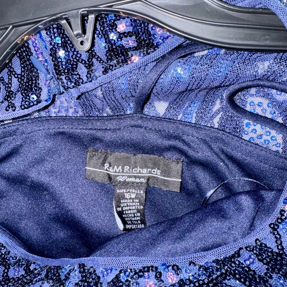 R&M Richards Short Sleeve Crew Neck Godet Skirt Beaded Sequin Mesh Gown - Picture 3 of 3